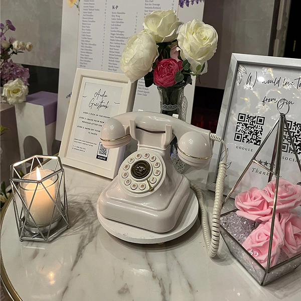 Audio Guestbook Station