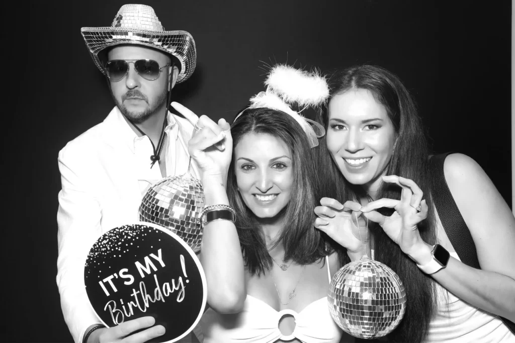 Glam Photo Booth